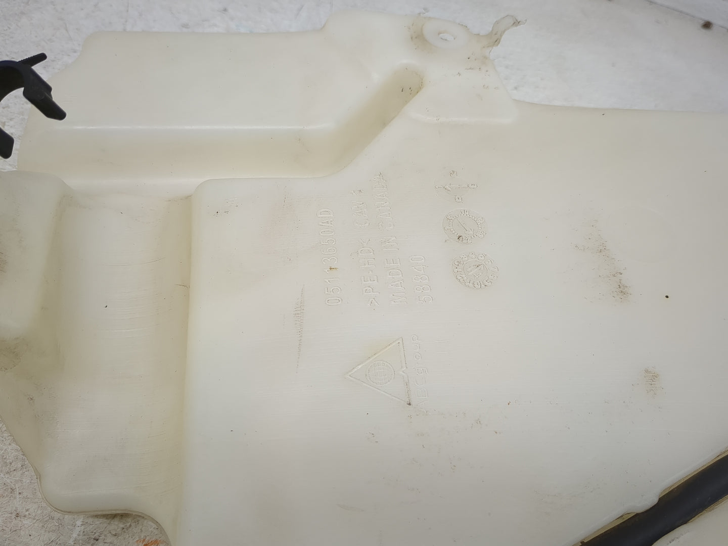 2011 Town & Country Windshield Washer Fluid Reservoir Bottle Oem - Oemusedautoparts1.com