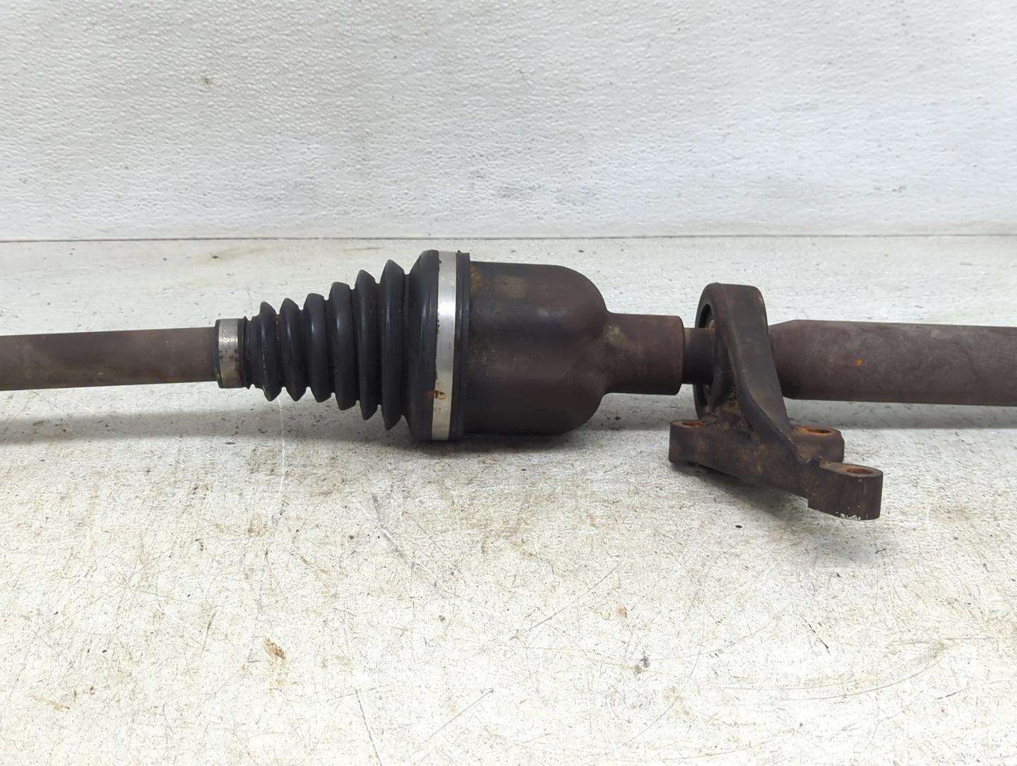 2011-2016 Chrysler Town & Country Axle Shaft Front Passenger Cv C/v - Oemusedautoparts1.com
