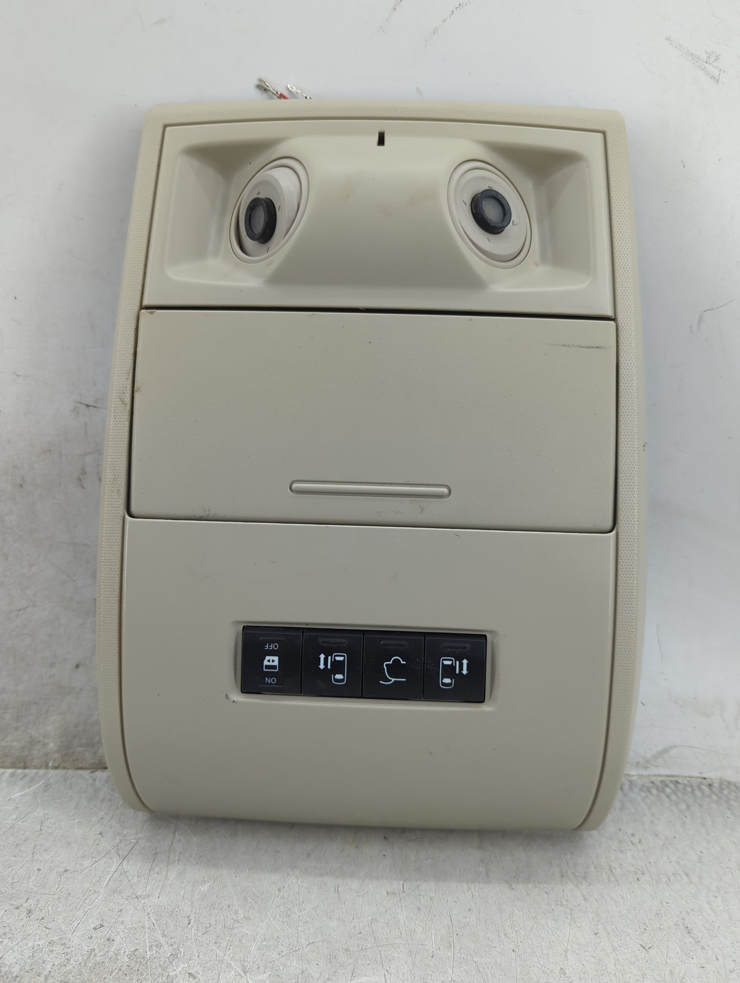 2014 Chrysler Town & Country Overhead Roof Console - Oemusedautoparts1.com