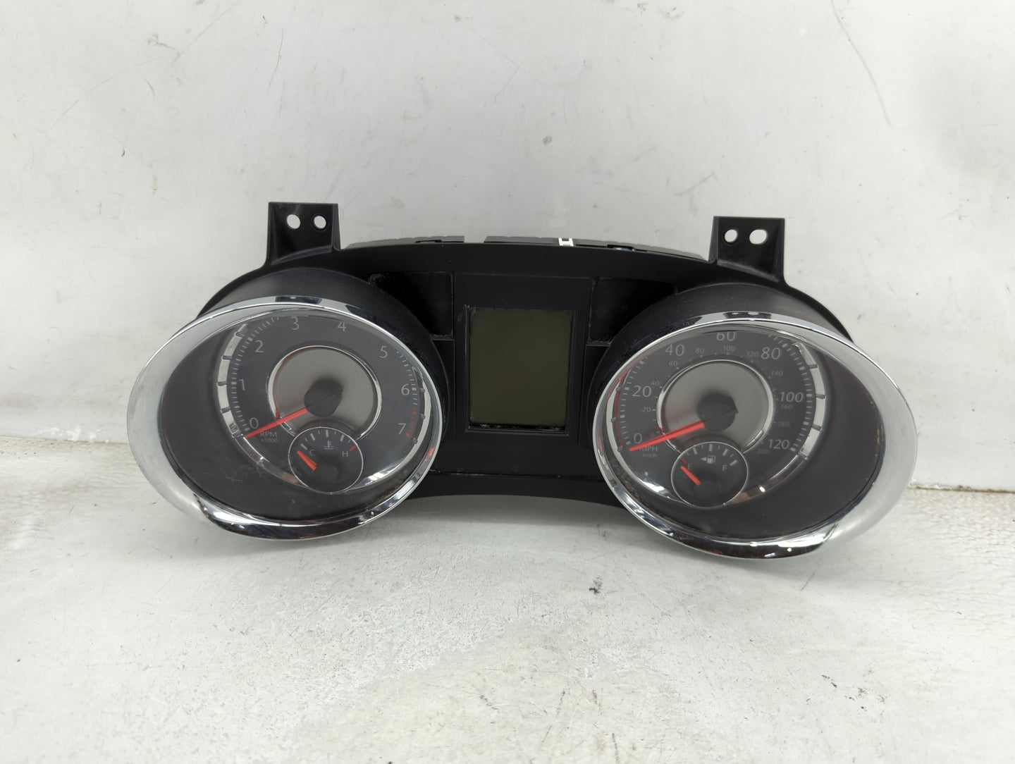 2014-2014 Chrysler Town & Country Speedometer Instrument Cluster Gauges 1458365 - Oemusedautoparts1.com