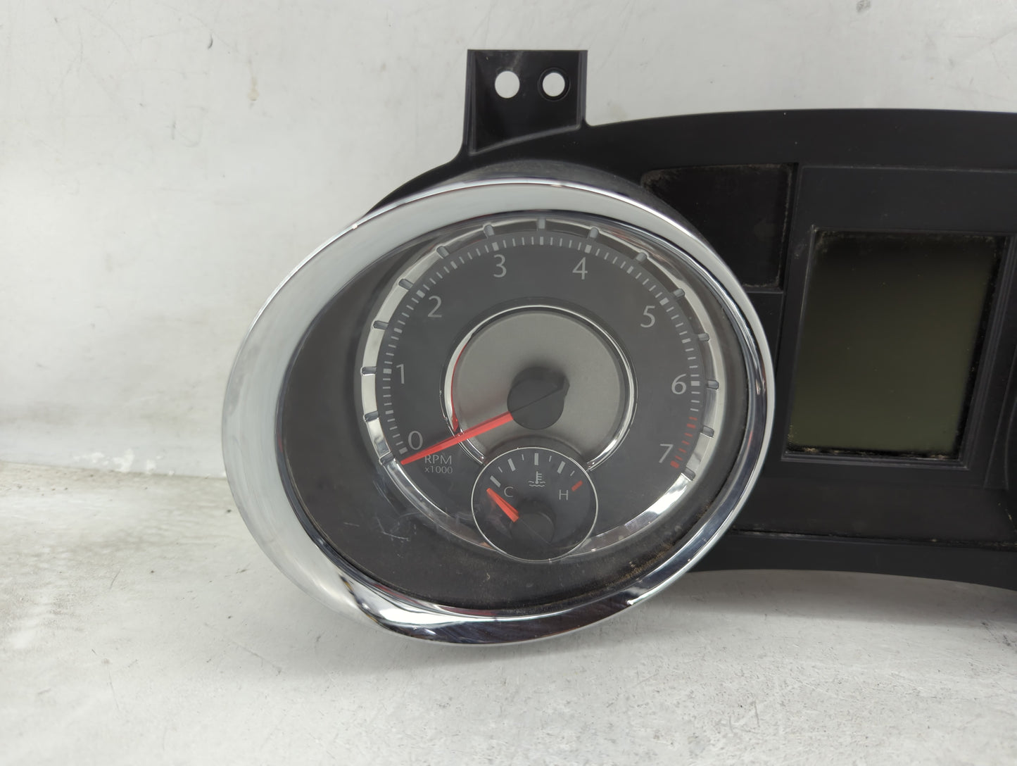 2014-2014 Chrysler Town & Country Speedometer Instrument Cluster Gauges 1458365 - Oemusedautoparts1.com