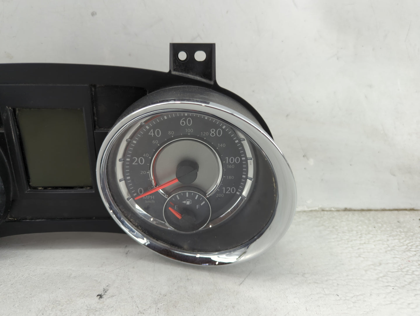 2014-2014 Chrysler Town & Country Speedometer Instrument Cluster Gauges 1458365 - Oemusedautoparts1.com