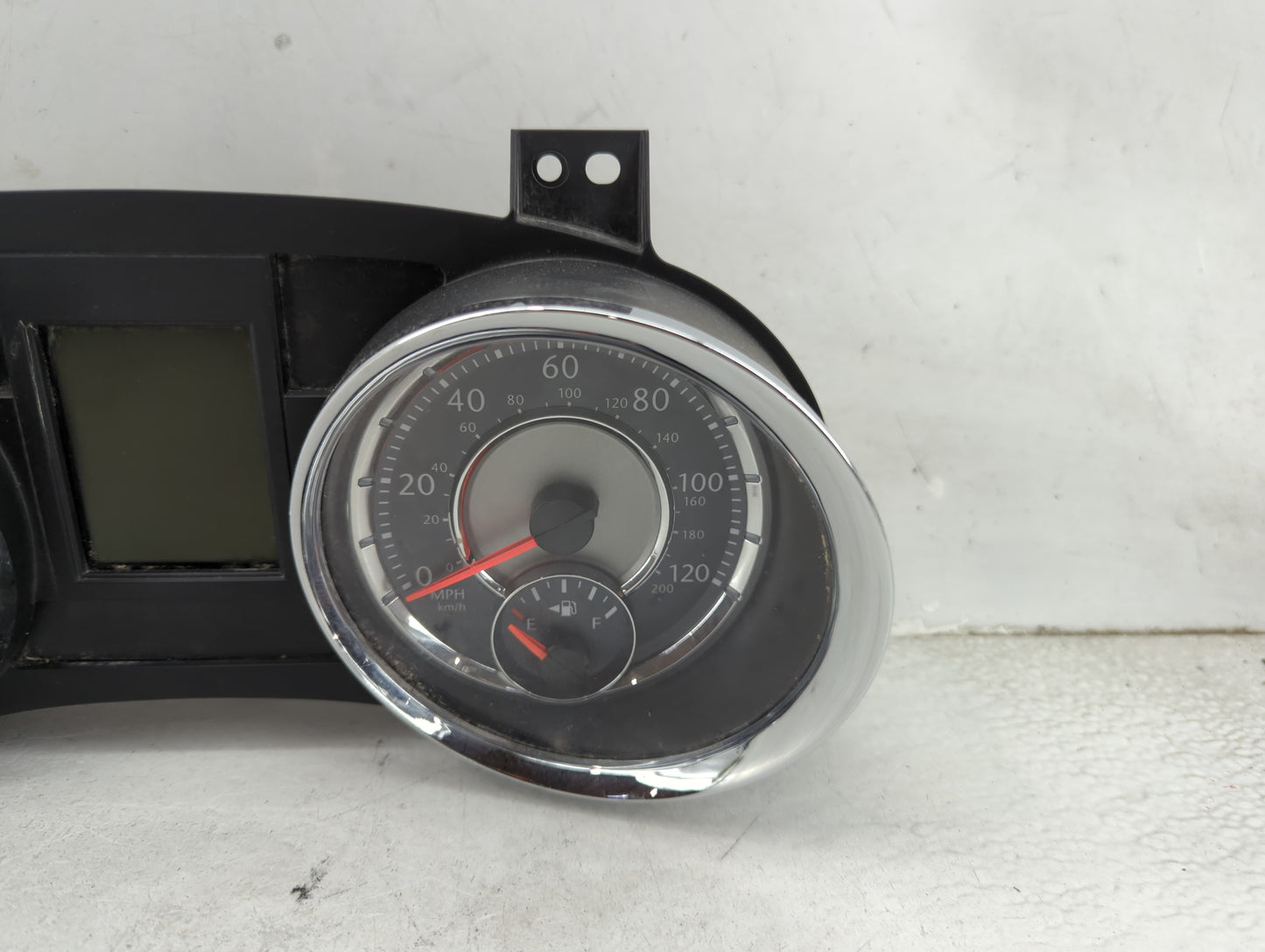 2014-2014 Chrysler Town & Country Speedometer Instrument Cluster Gauges 1458365 - Oemusedautoparts1.com