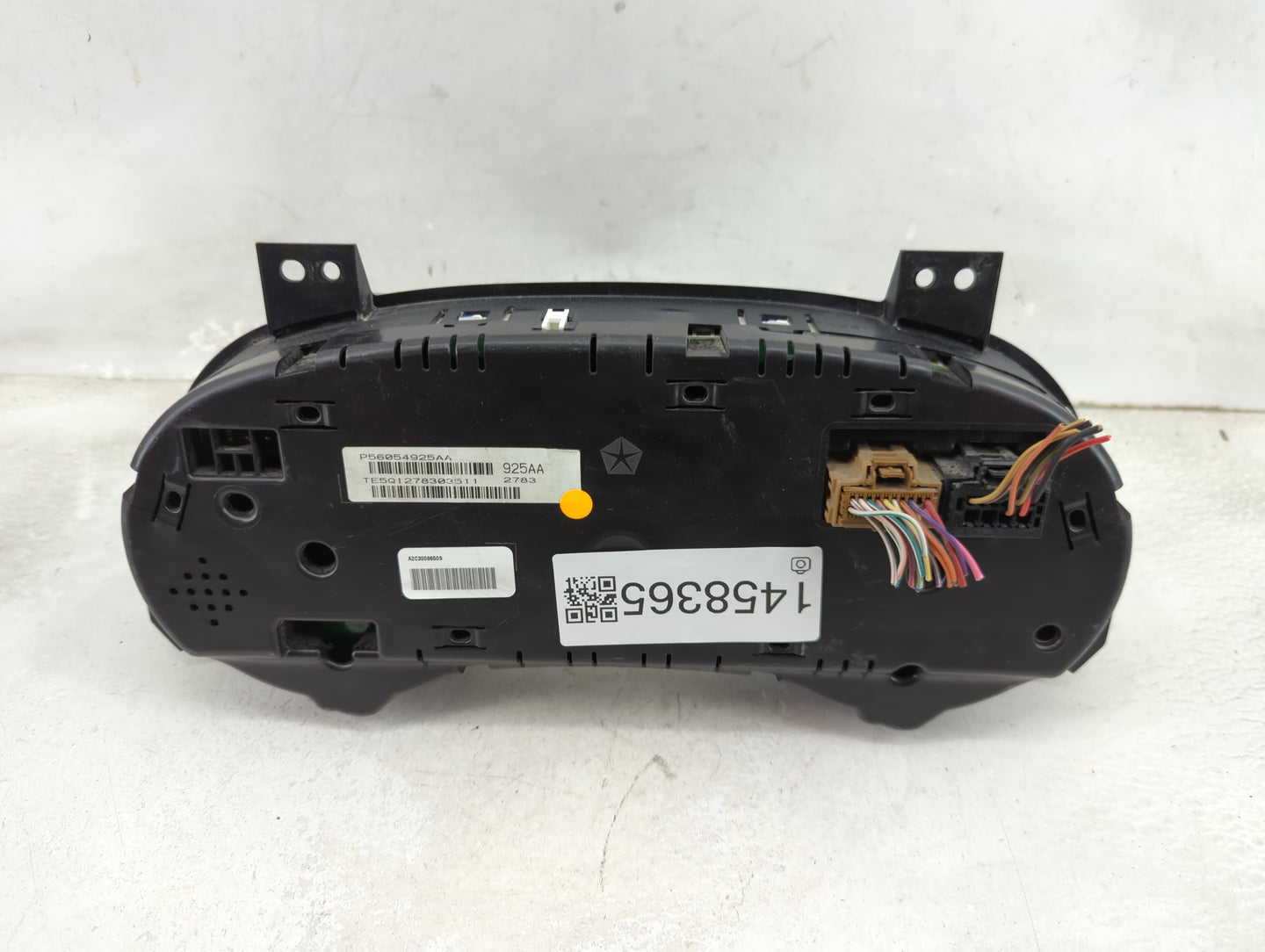 2014-2014 Chrysler Town & Country Speedometer Instrument Cluster Gauges 1458365 - Oemusedautoparts1.com