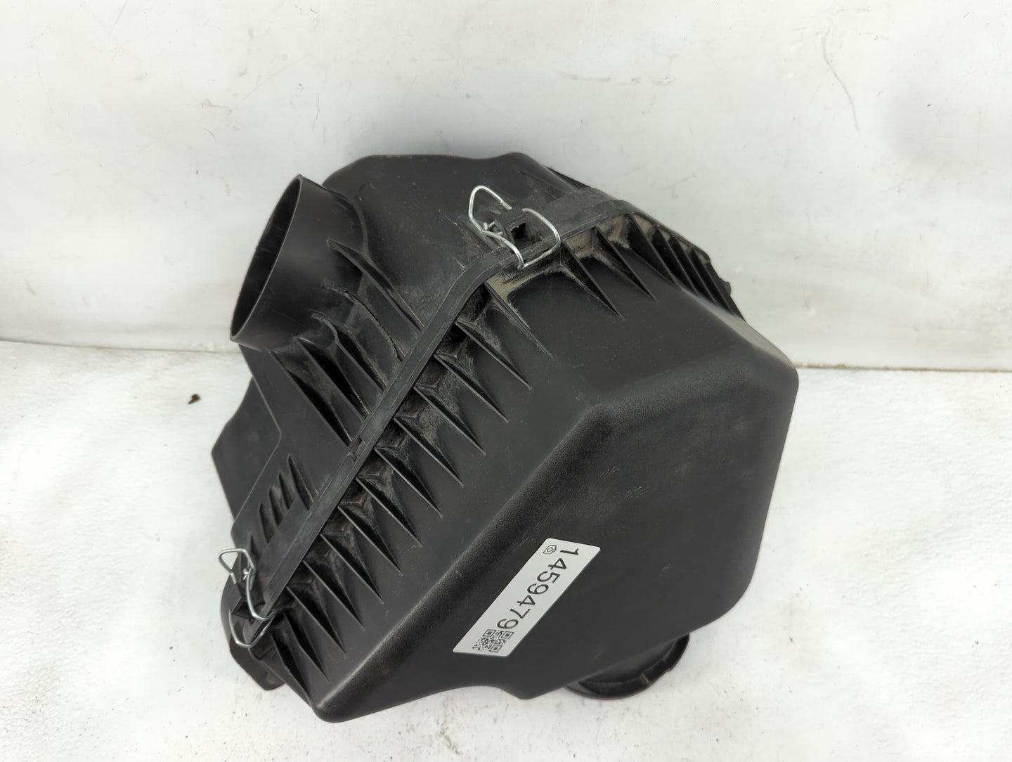 2011-2016 Chrysler Town & Country Air Cleaner Intake-duct Hose Tube 1459479 - Oemusedautoparts1.com