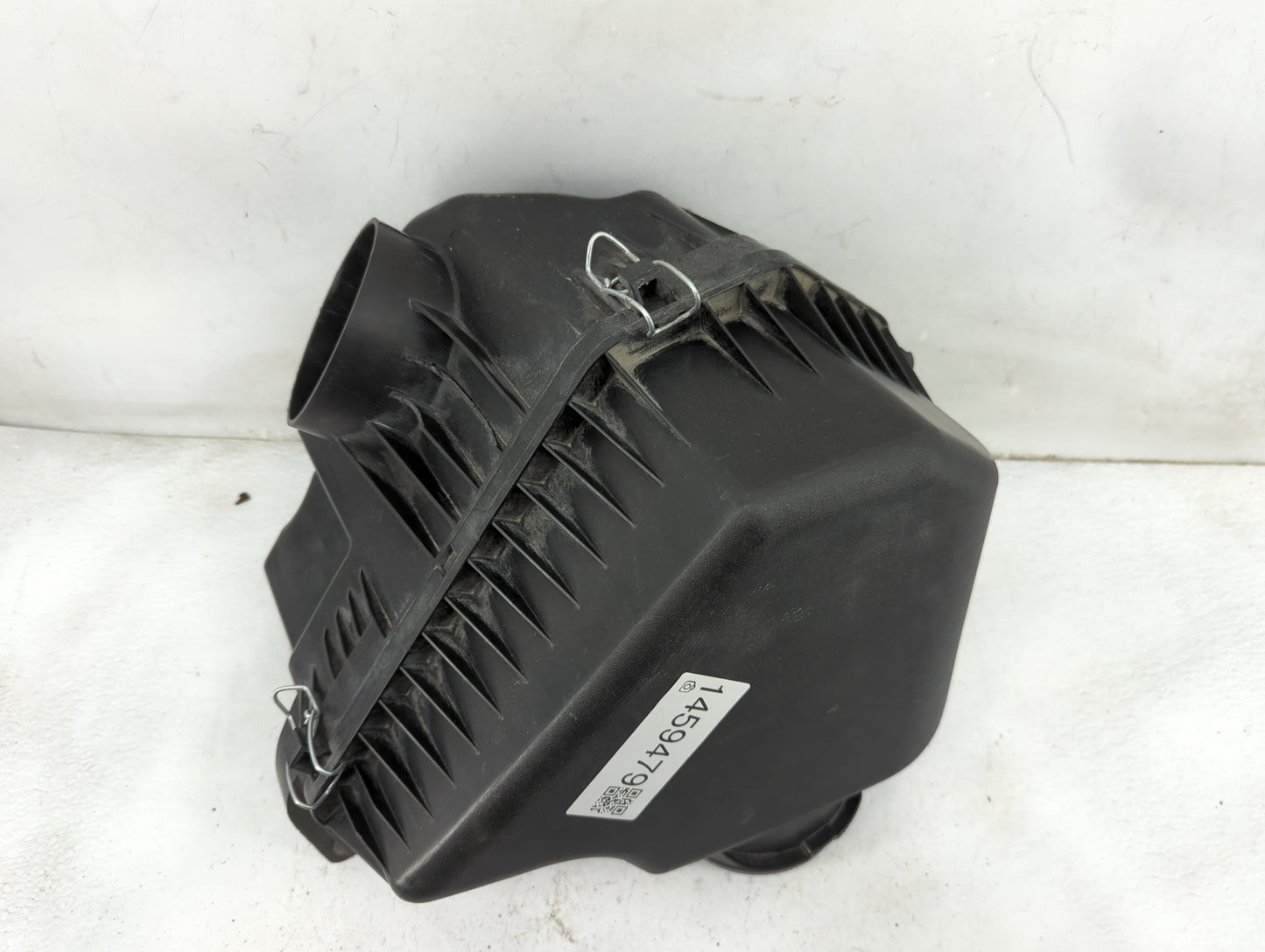 2011-2016 Chrysler Town & Country Air Cleaner Intake-duct Hose Tube 1459479 - Oemusedautoparts1.com