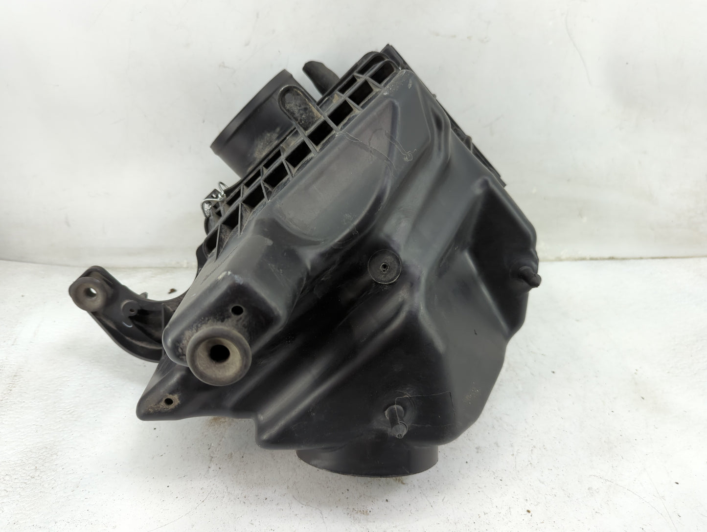 2011-2016 Chrysler Town & Country Air Cleaner Intake-duct Hose Tube 1459479 - Oemusedautoparts1.com