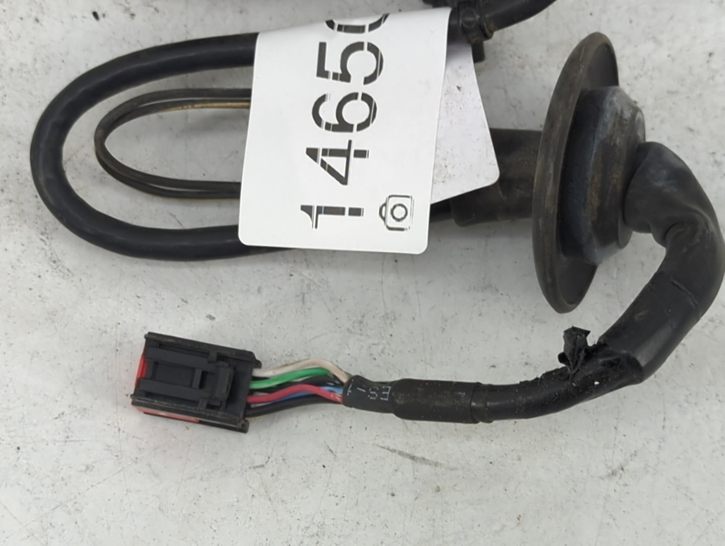 2011-2016 Chrysler Town & Country Back Up Sensor Backup Camera 1465048 - Oemusedautoparts1.com