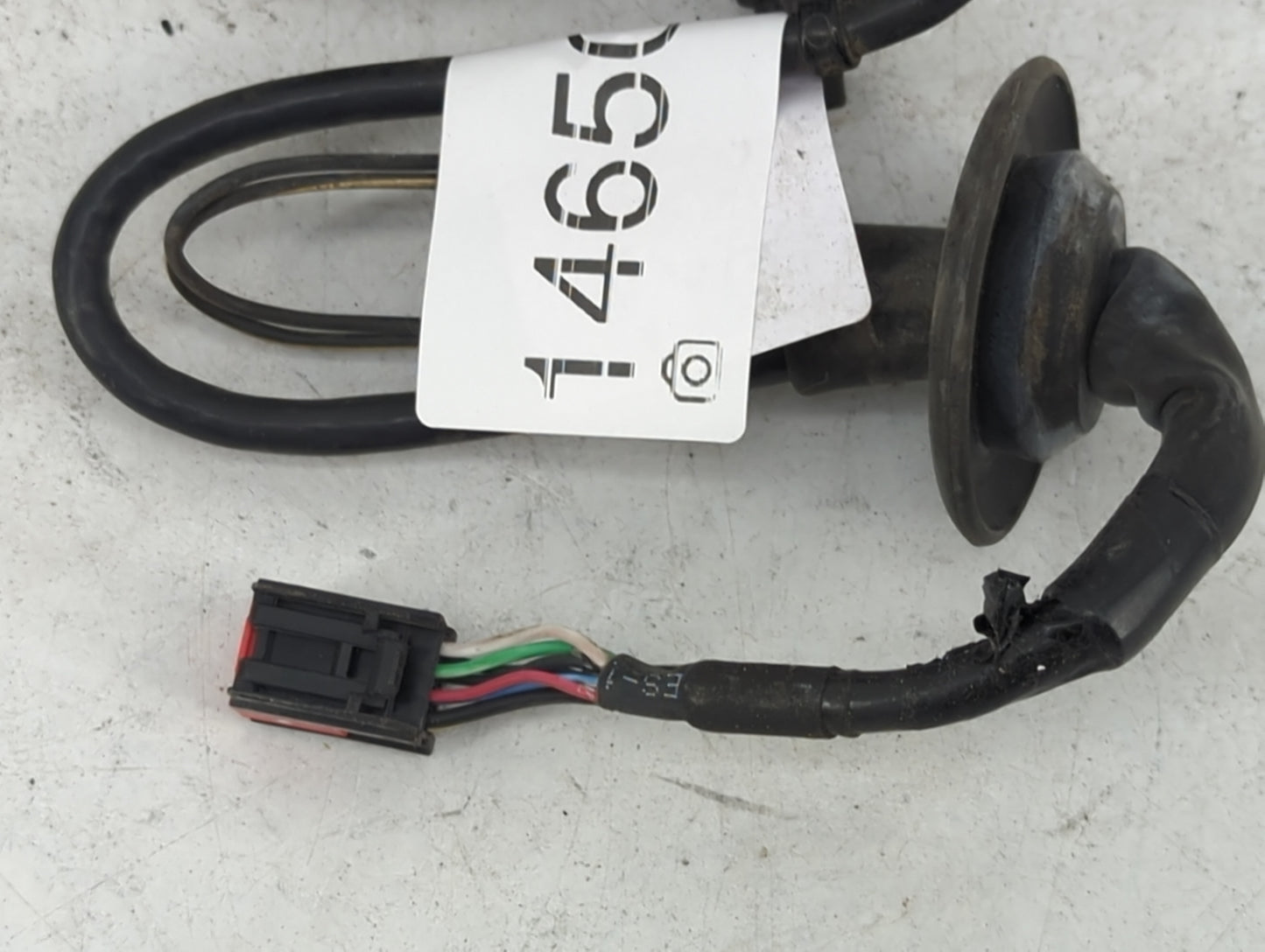 2011-2016 Chrysler Town & Country Back Up Sensor Backup Camera 1465048 - Oemusedautoparts1.com