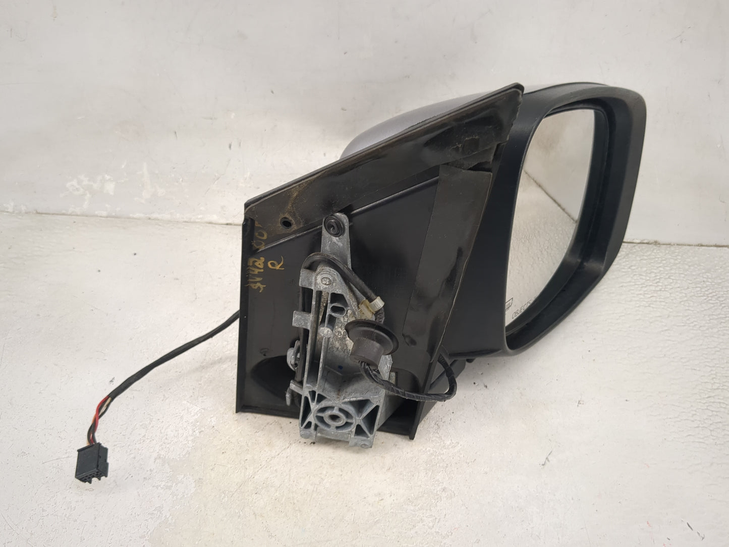 2011-2016 Chrysler Town & Country Passenger Side View Mirror - Right Door Mirror OEM Used - Oemusedautoparts1.com