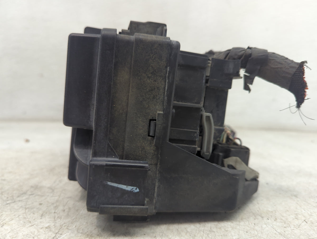 2014-2014 Chrysler Town & Country Fusebox Fuse Box Relay Module Tipm 1481062 - Oemusedautoparts1.com