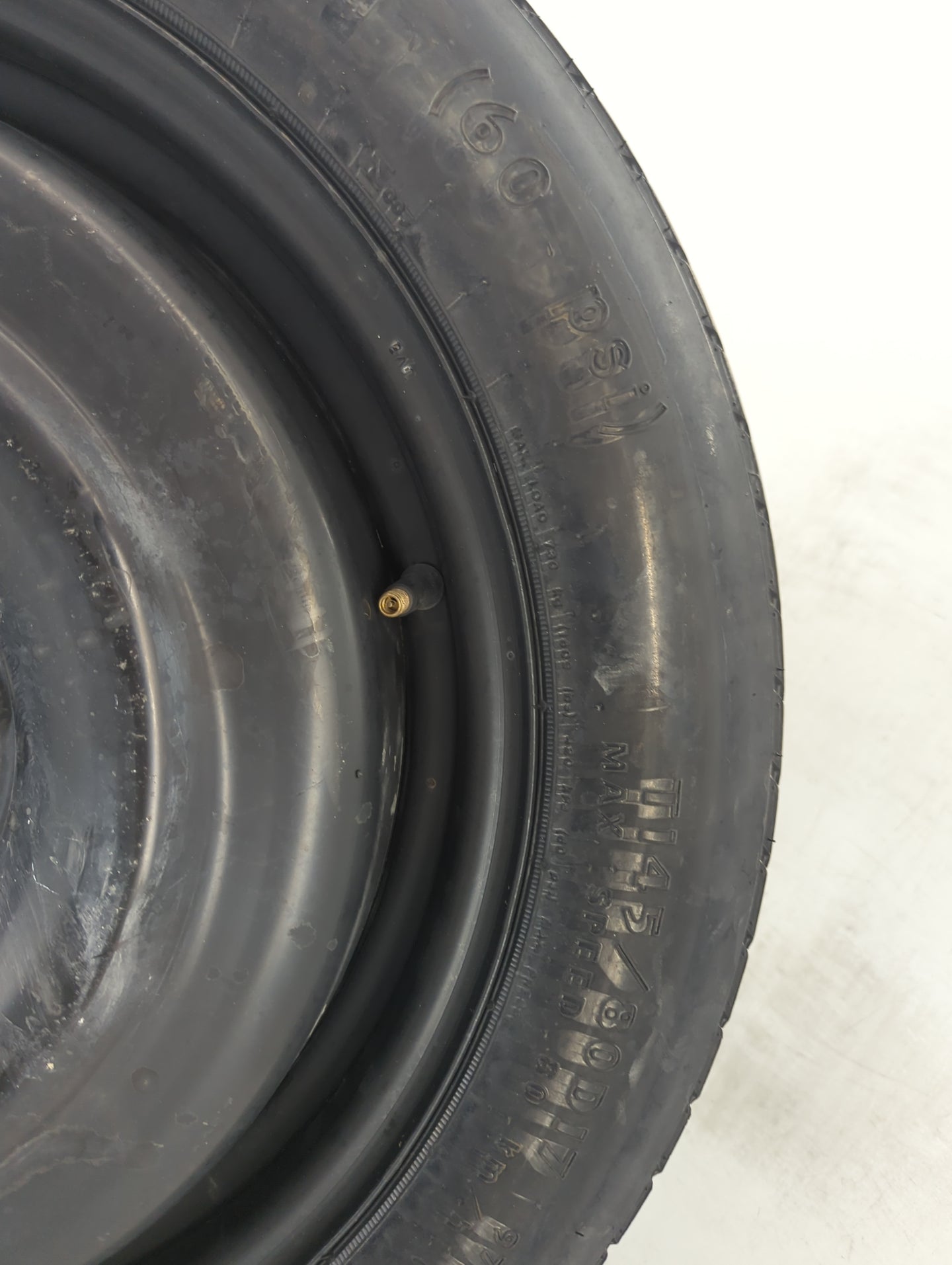 2012-2016 Chrysler Town & Country Spare Donut Tire Wheel Rim Oem 1486973 - Oemusedautoparts1.com