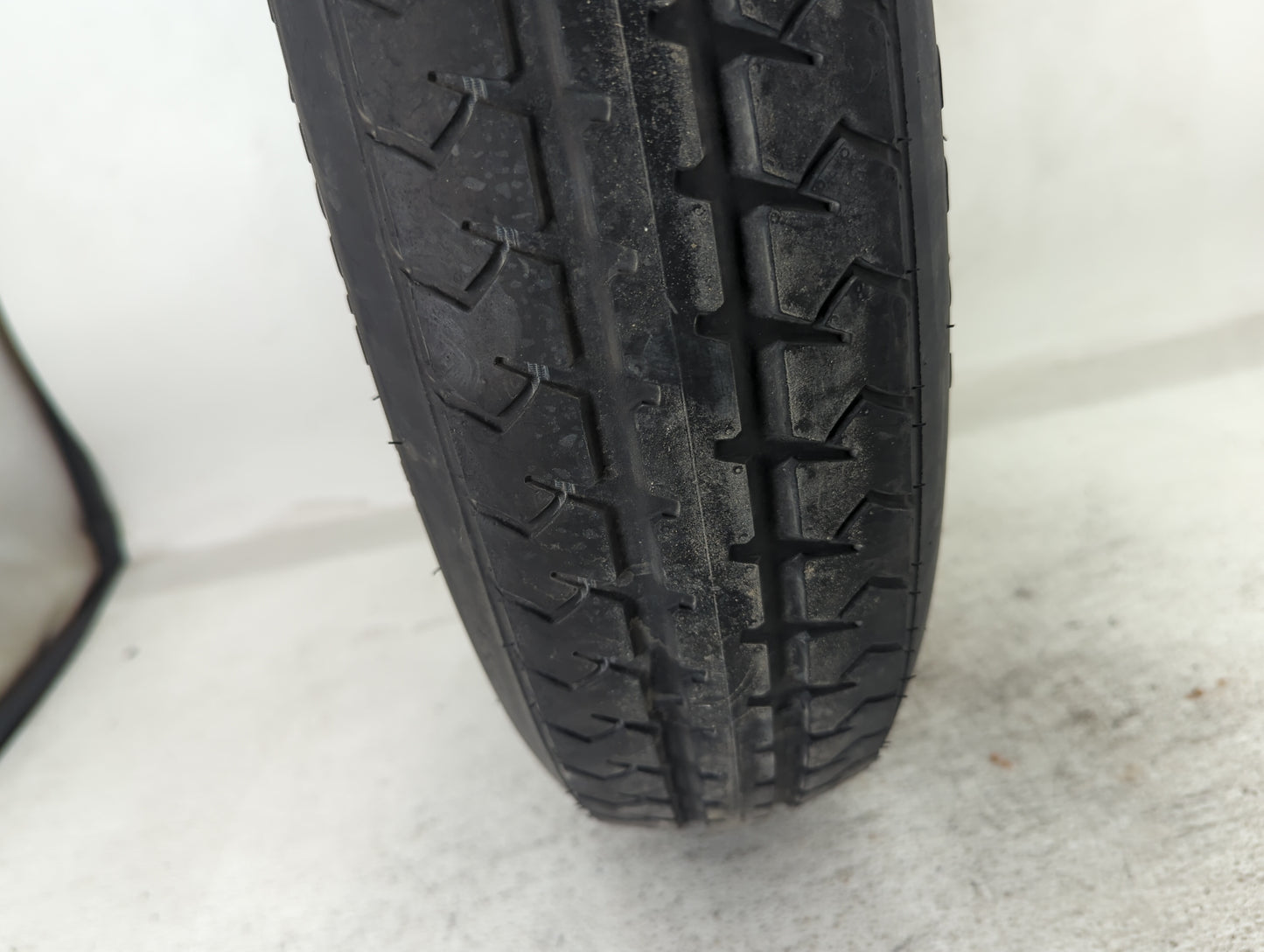 2012-2016 Chrysler Town & Country Spare Donut Tire Wheel Rim Oem 1486973 - Oemusedautoparts1.com