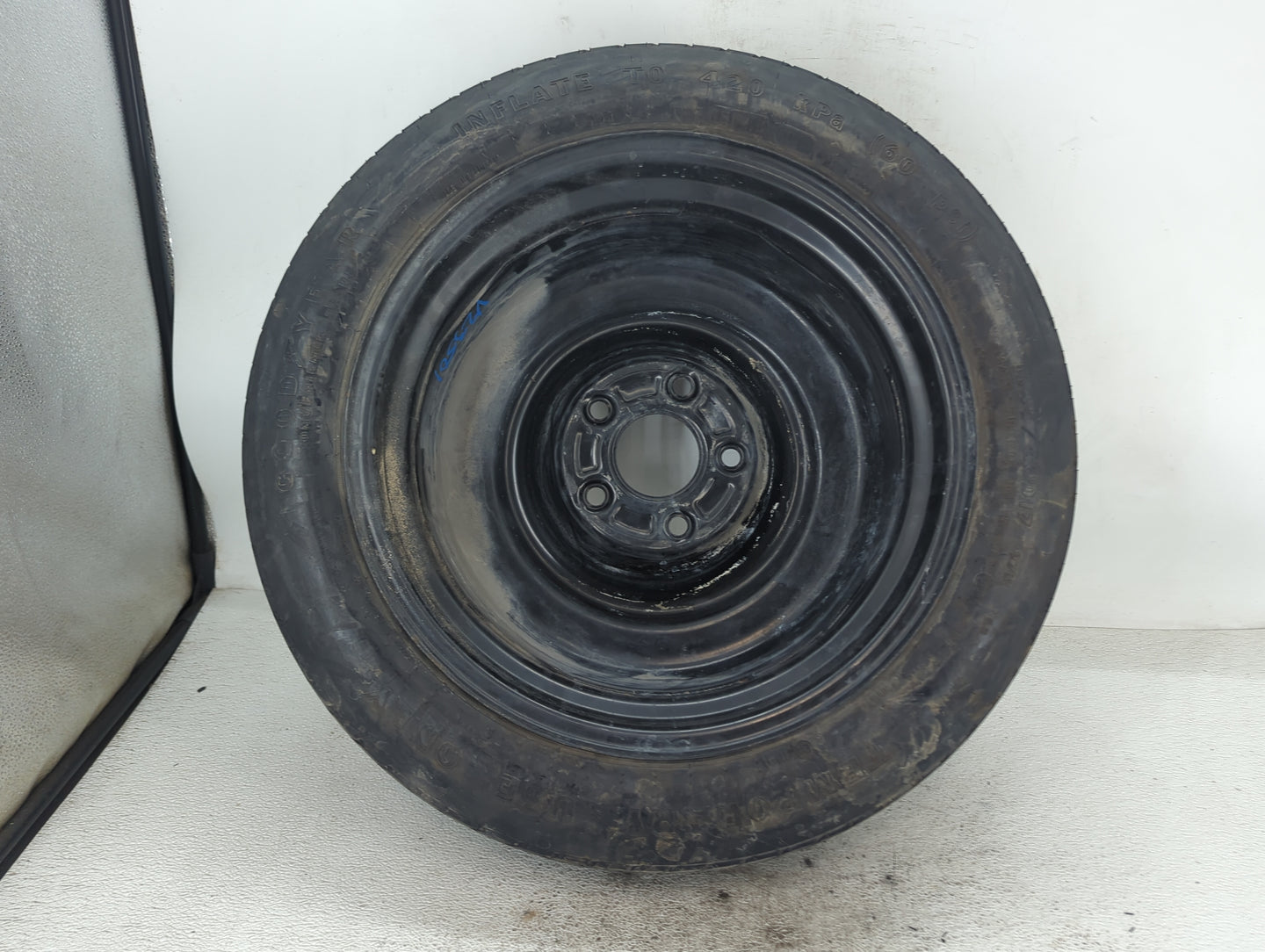 2012-2016 Chrysler Town & Country Spare Donut Tire Wheel Rim Oem 1486973 - Oemusedautoparts1.com