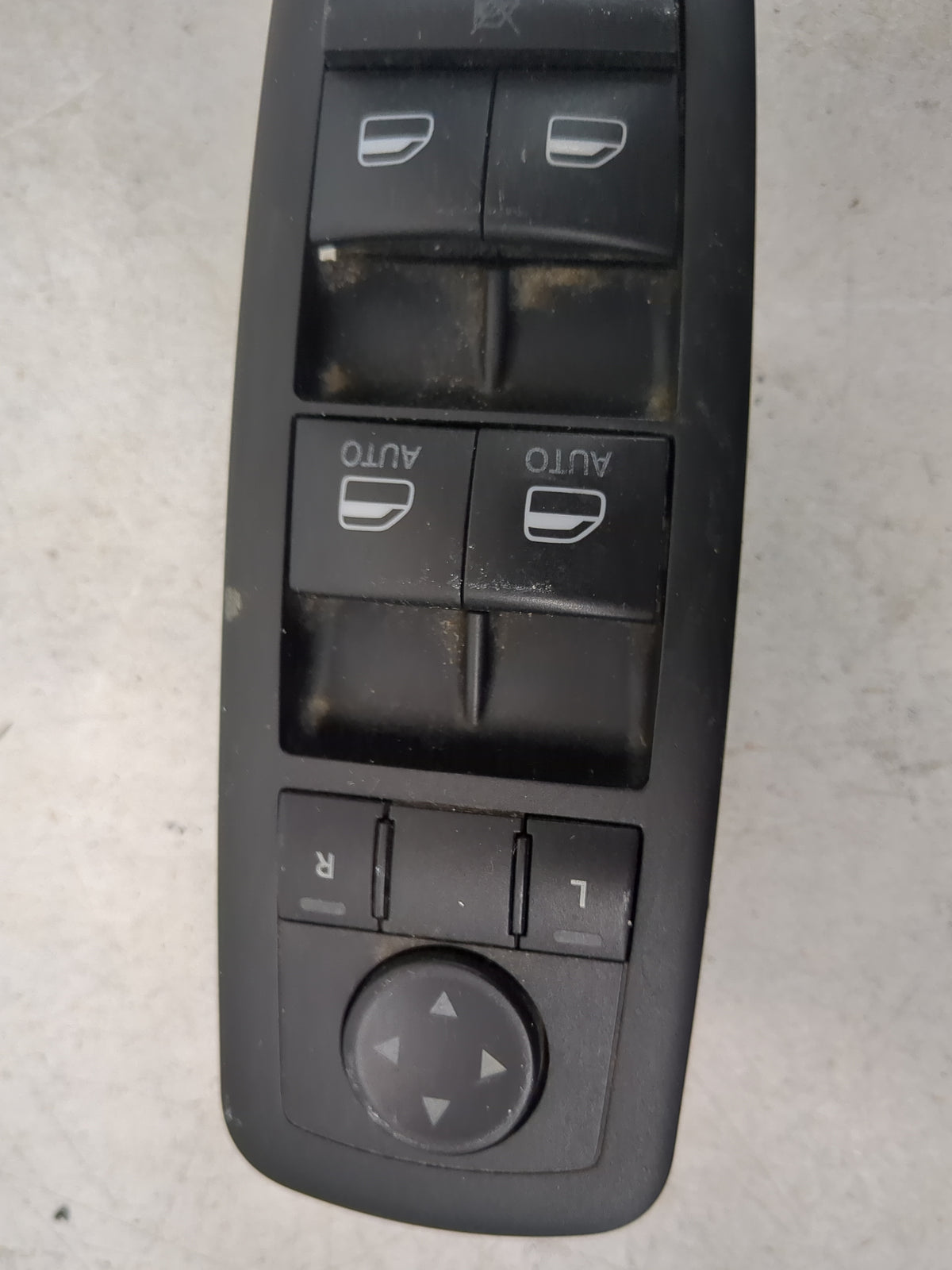 2012-2016 Chrysler Town & Country Master Power Window Switch Replacement Driver Side Left P/N:68110871AA Fits OEM Used Auto 
