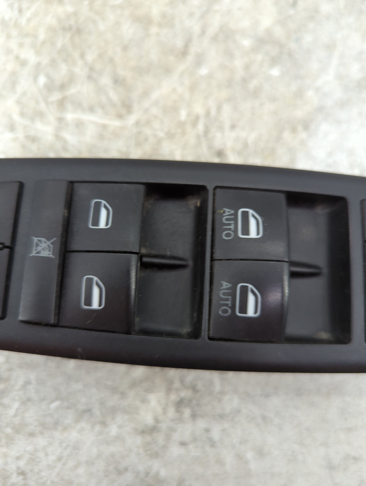 2014 Chrysler Town & Country Master Power Window Switch Replacement Driver Side Left P/N:68110871AA Fits OEM Used Auto Parts