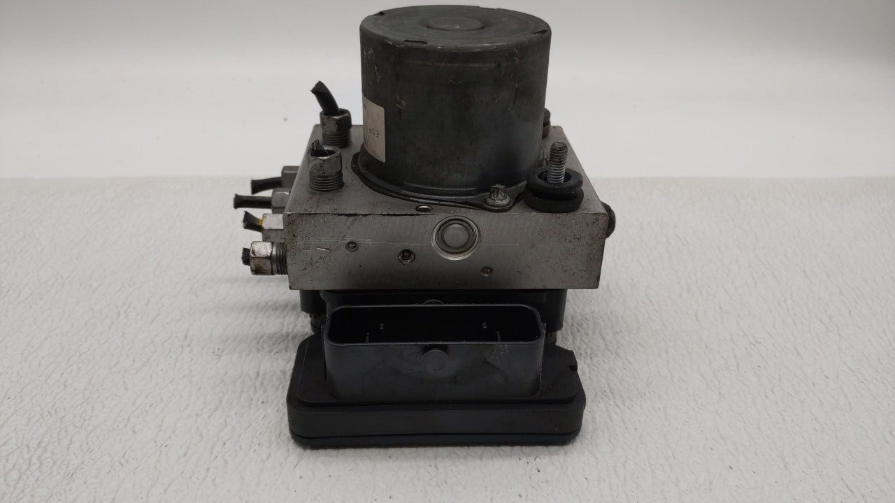 2014 Chrysler Town & Country ABS Pump Control Module Replacement P/N:P68183803AC 68183803AC Fits OEM Used Auto Parts - Oemus