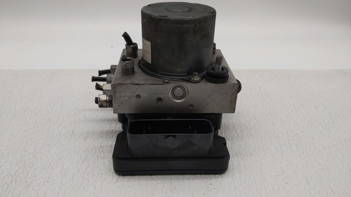 2014 Chrysler Town & Country Anti-Lock Brake ABS Pump Module Actuator OEM P/N:P68183803AC 68183803AC Fits OEM Used Auto Part