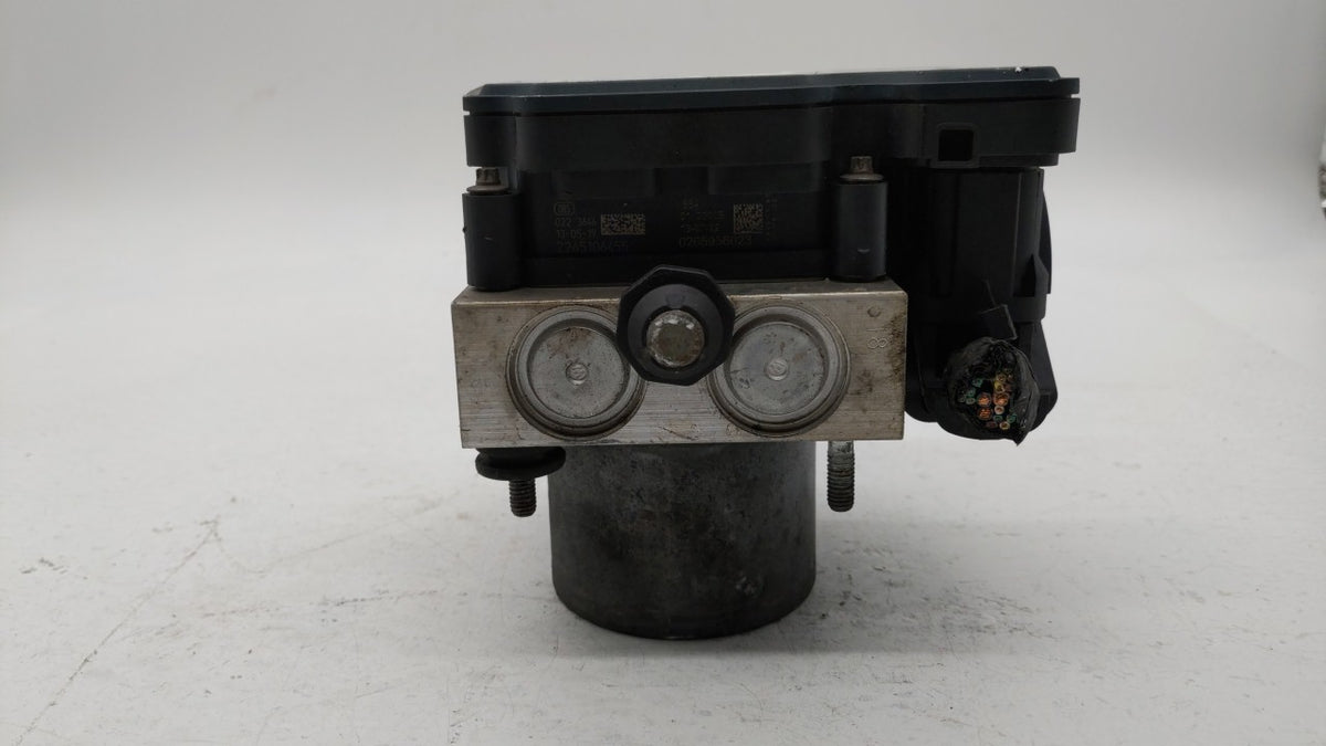 2014 Chrysler Town & Country Anti-Lock Brake ABS Pump Module Actuator OEM P/N:P68183803AC Fits OEM Used Auto Parts - Oemused