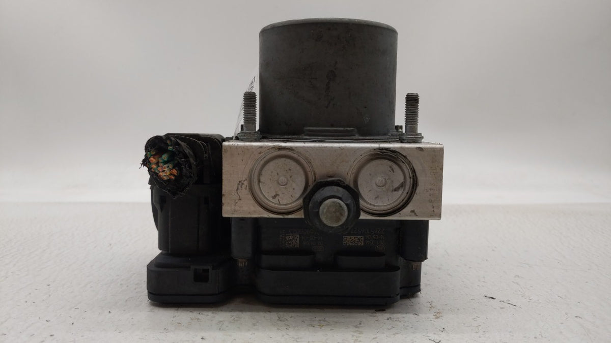2014 Chrysler Town & Country Anti-Lock Brake ABS Pump Module Actuator OEM P/N:P68183803AC Fits OEM Used Auto Parts - Oemused