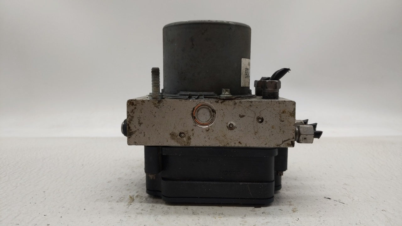 2014 Chrysler Town & Country ABS Pump Control Module Replacement P/N:P68183803AC Fits OEM Used Auto Parts - Oemusedautoparts