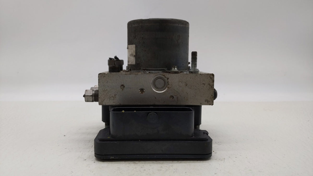 2014 Chrysler Town & Country Anti-Lock Brake ABS Pump Module Actuator OEM P/N:P68183803AC Fits OEM Used Auto Parts - Oemused