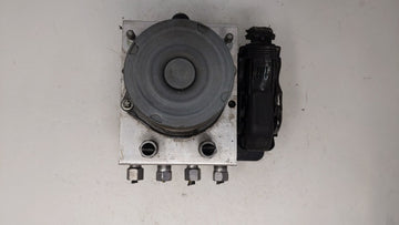 2014 Chrysler Town & Country ABS Pump Control Module Replacement P/N:P68183803AC Fits OEM Used Auto Parts