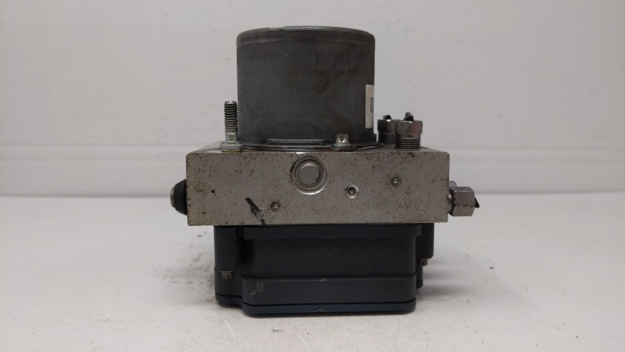 2014 Chrysler Town & Country ABS Pump Control Module Replacement P/N:P68183803AC Fits OEM Used Auto Parts - Oemusedautoparts