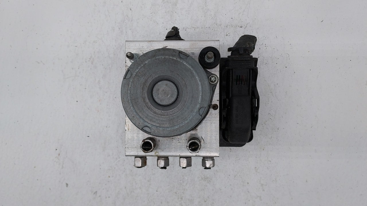 2014 Chrysler Town & Country ABS Pump Control Module Replacement P/N:P68183803AC Fits OEM Used Auto Parts - Oemusedautoparts