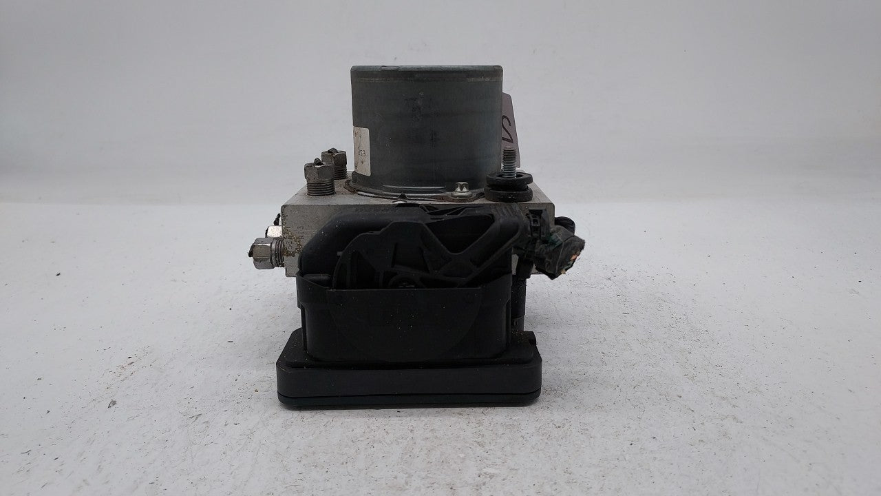 2014 Chrysler Town & Country ABS Pump Control Module Replacement P/N:P68183803AC Fits OEM Used Auto Parts - Oemusedautoparts