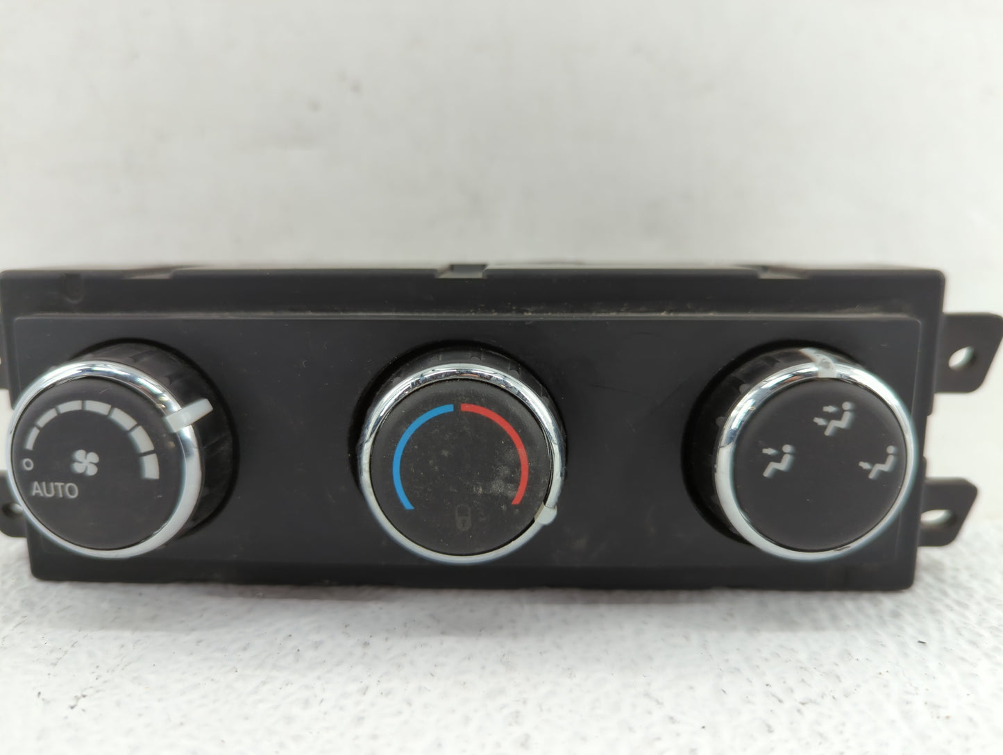 2011-2016 Chrysler Town & Country Climate Control Module Temperature AC/Heater Replacement P/N:55111236AB 55111236AG Fits OE