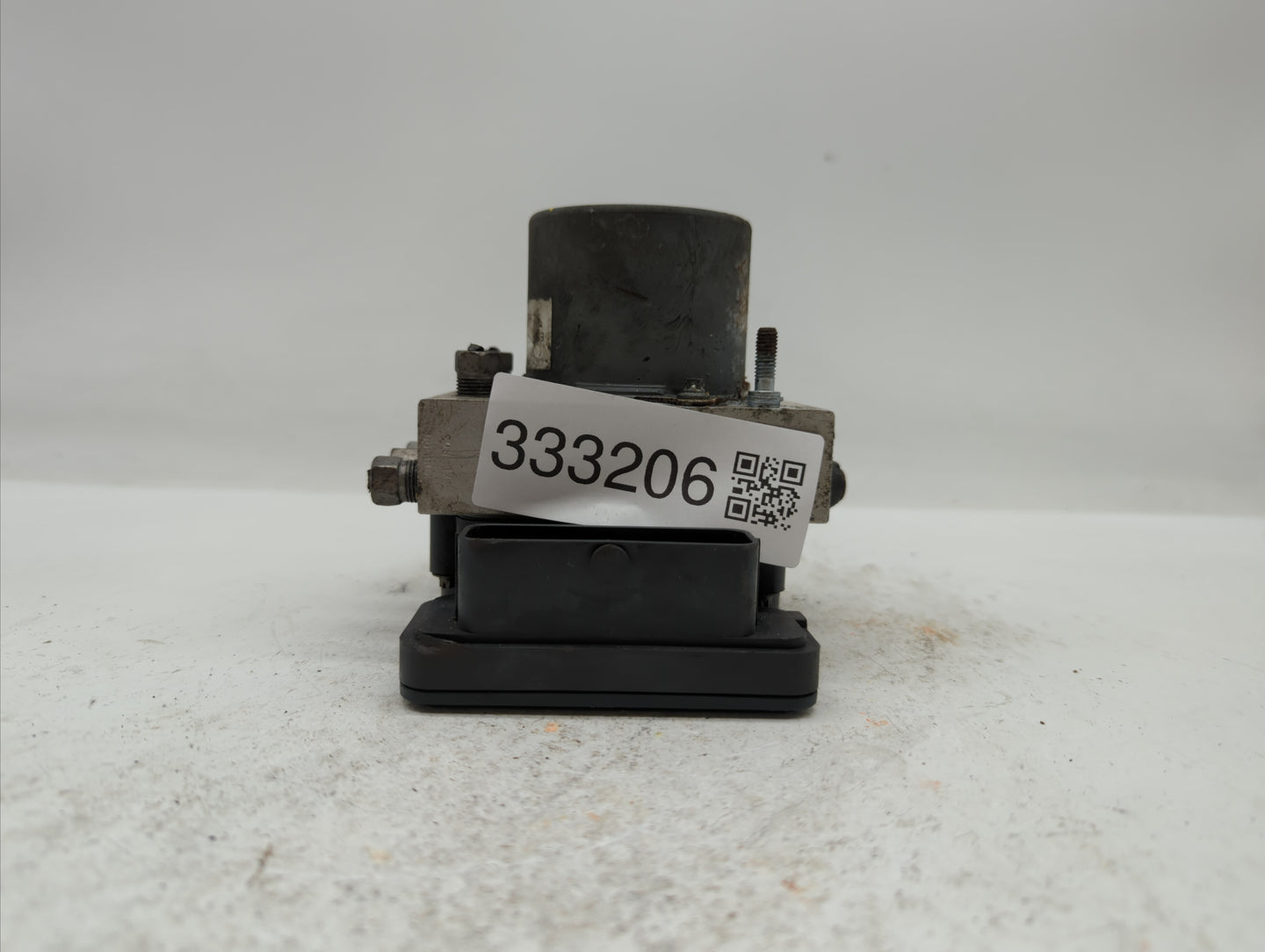 2014 Chrysler Town & Country ABS Pump Control Module Replacement P/N:P68183803AC Fits OEM Used Auto Parts - Oemusedautoparts