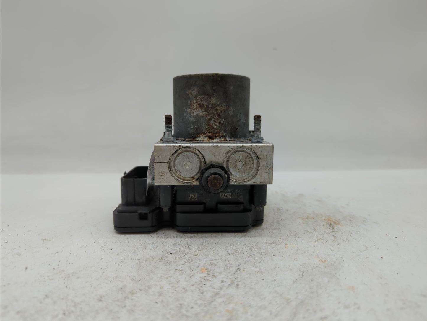 2014 Chrysler Town & Country ABS Pump Control Module Replacement P/N:P68183803AC Fits OEM Used Auto Parts - Oemusedautoparts