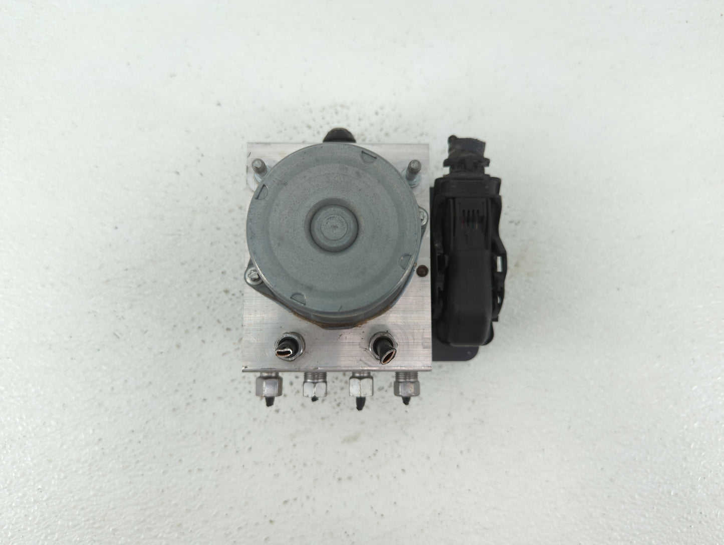 2014 Chrysler Town & Country ABS Pump Control Module Replacement P/N:P68183803AC 68183803AC Fits OEM Used Auto Parts - Oemus