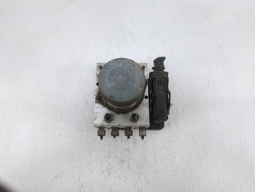 2014 Chrysler Town & Country ABS Pump Control Module Replacement P/N:68183803AC P68183803AC Fits OEM Used Auto Parts