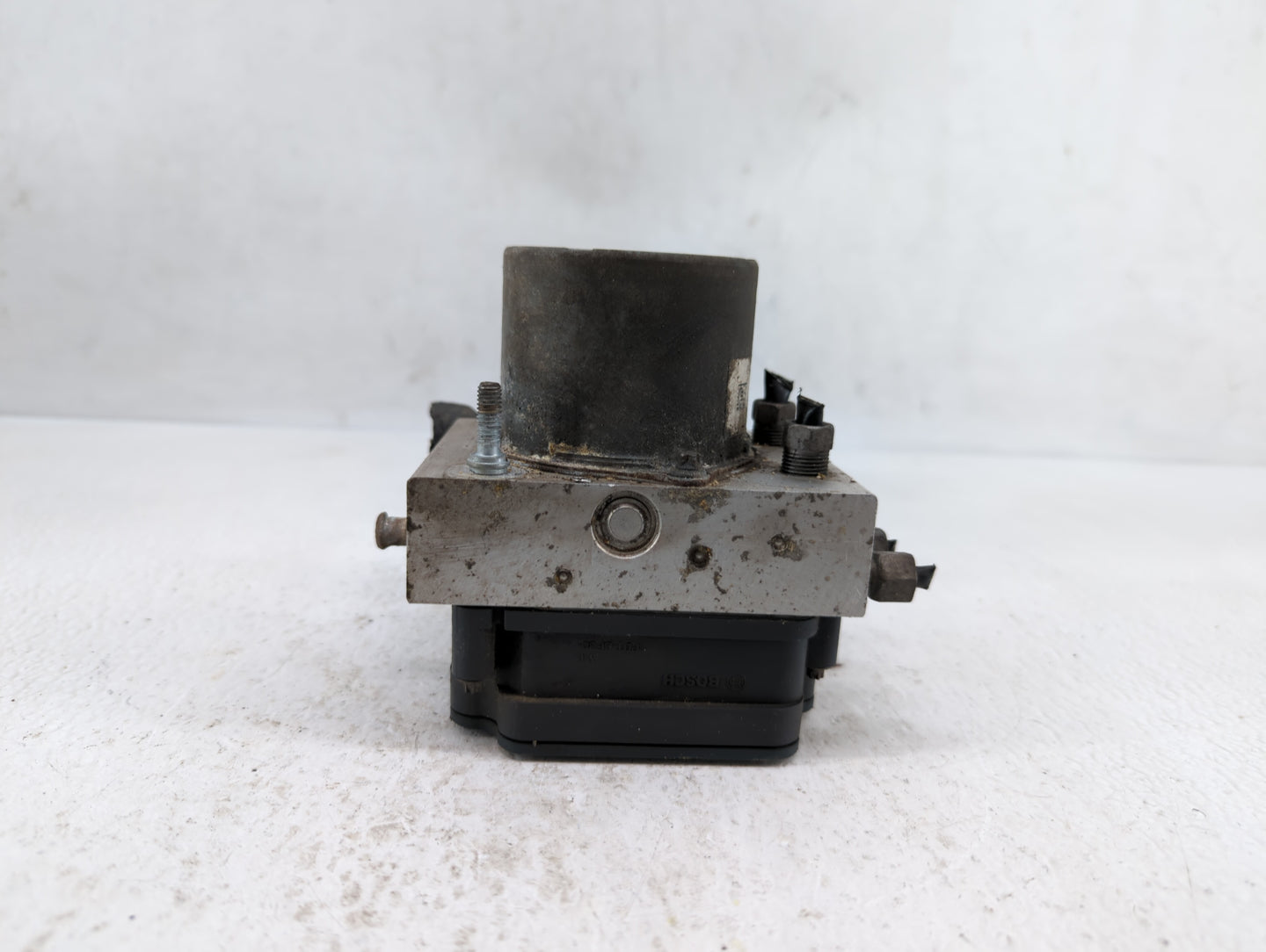 2014 Chrysler Town & Country ABS Pump Control Module Replacement P/N:68183803AC P68183803AC Fits OEM Used Auto Parts - Oemus