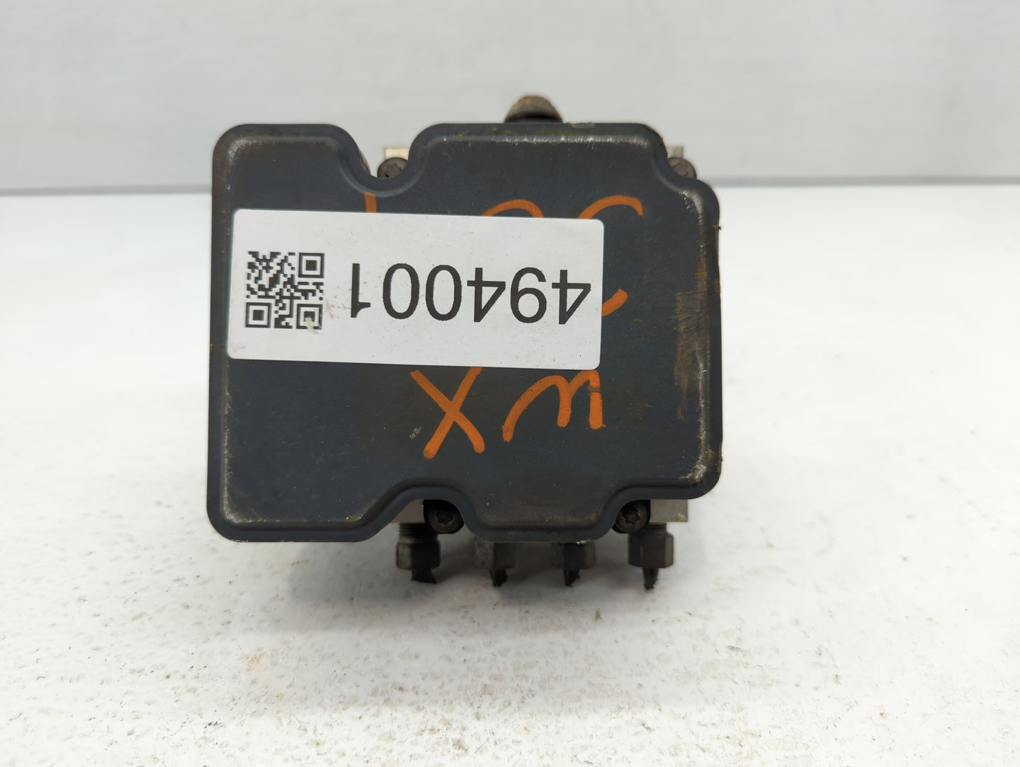 2014 Chrysler Town & Country ABS Pump Control Module Replacement P/N:P68183803AC Fits OEM Used Auto Parts - Oemusedautoparts