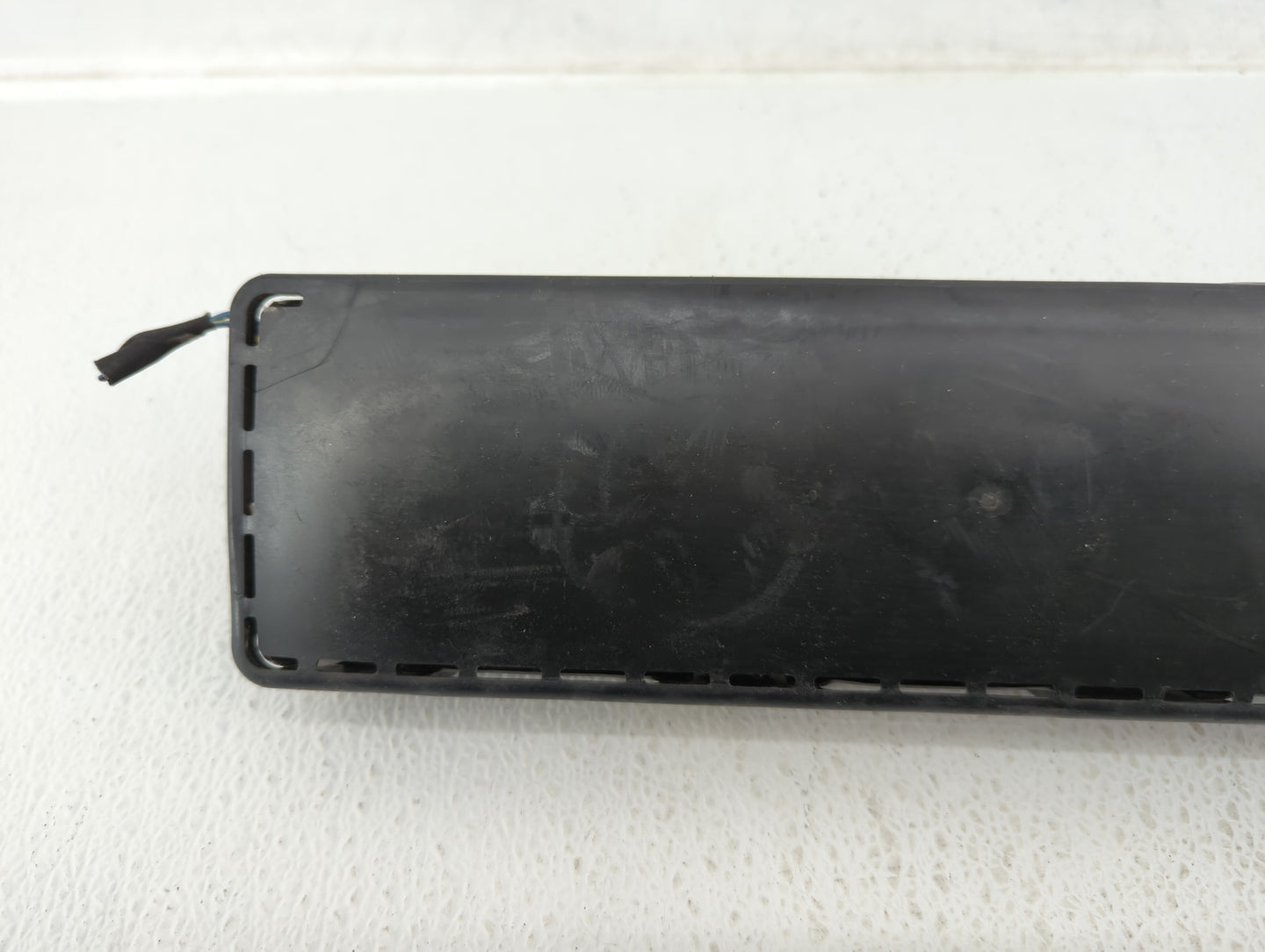2013 Chrysler Town & Country Air Bag Driver Left Steering Wheel Mounted - Oemusedautoparts1.com