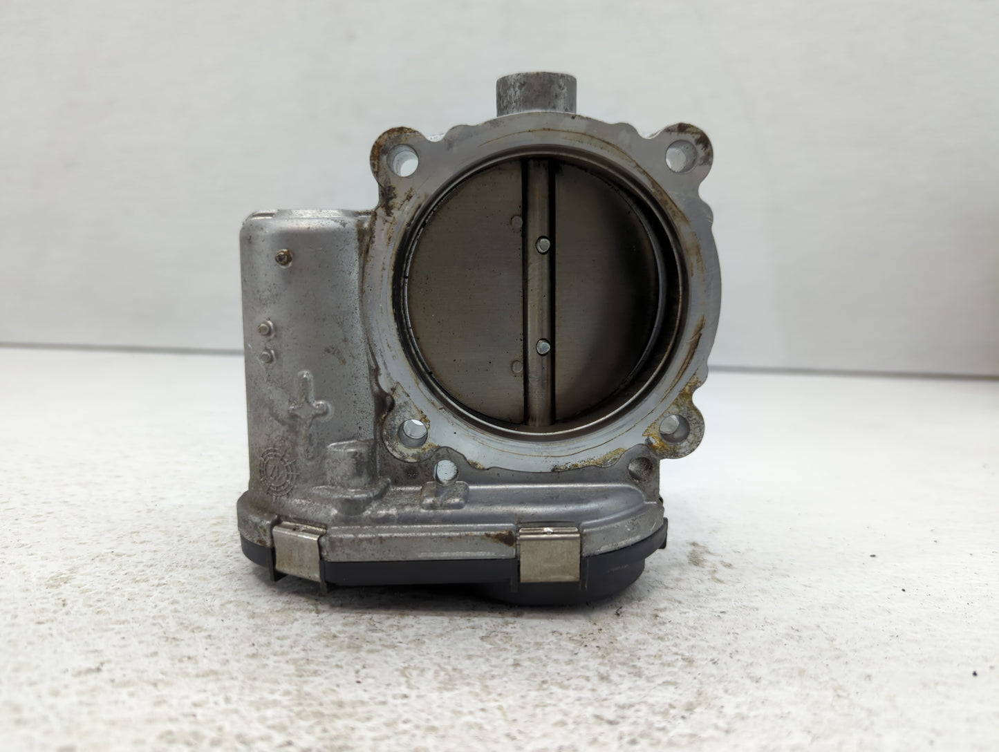 2011-2016 Chrysler Town & Country Throttle Body P/N:05184349AC Fits OEM Used Auto Parts - Oemusedautoparts1.com