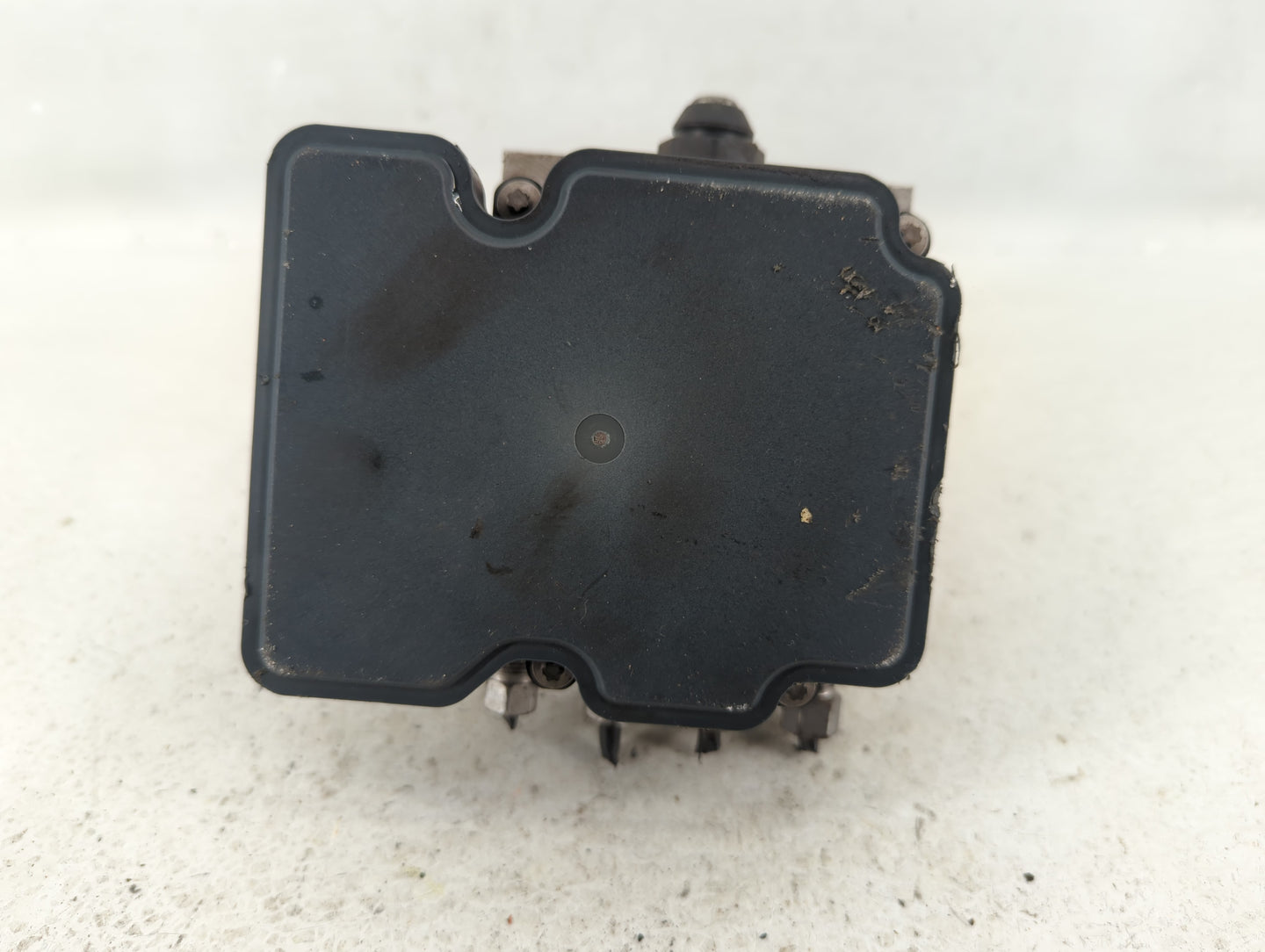 2014 Chrysler Town & Country ABS Pump Control Module Replacement P/N:68183803AC Fits OEM Used Auto Parts - Oemusedautoparts1