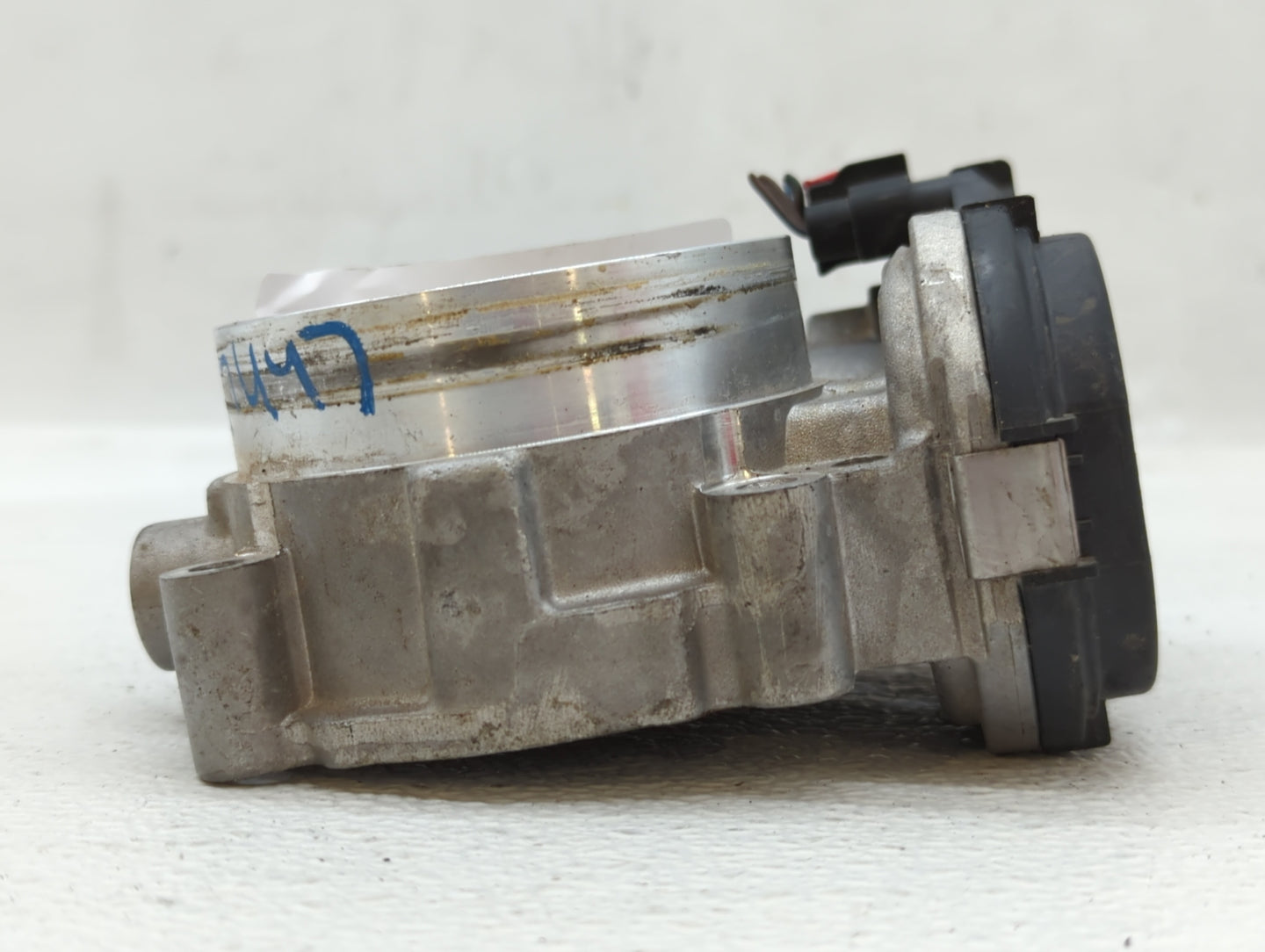 2011-2016 Chrysler Town & Country Throttle Body P/N:05184349AC Fits OEM Used Auto Parts - Oemusedautoparts1.com
