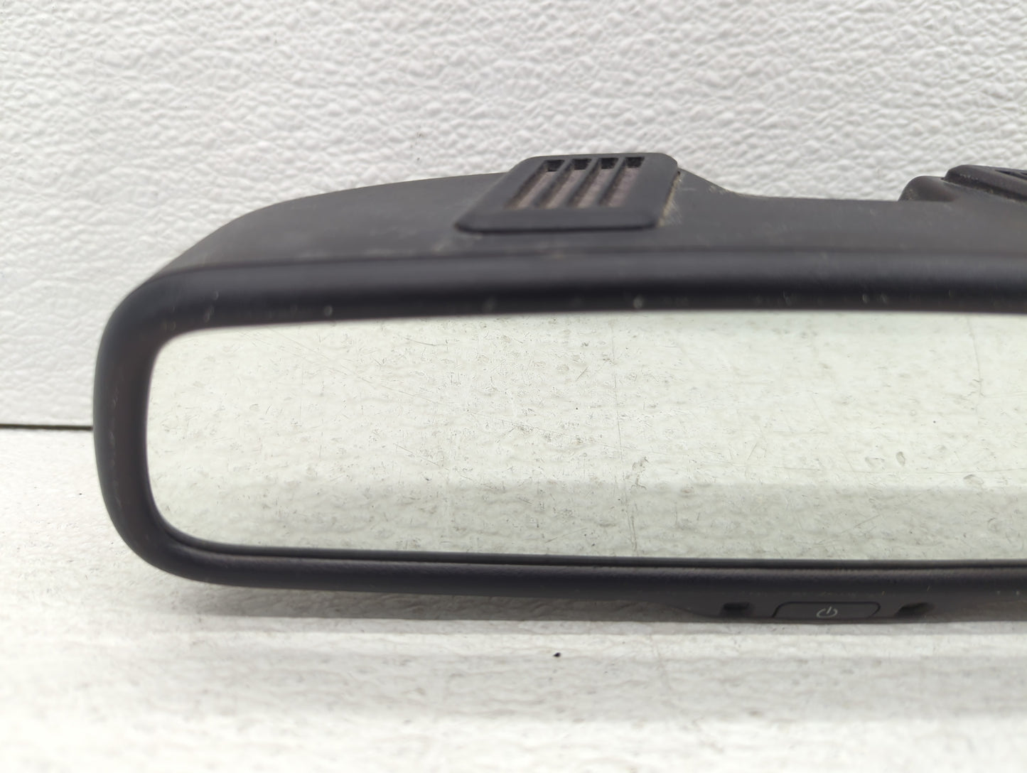 2014 Chrysler Town & Country Interior Rear View Mirror Replacement OEM P/N:E11026130 Fits OEM Used Auto Parts - Oemusedautop