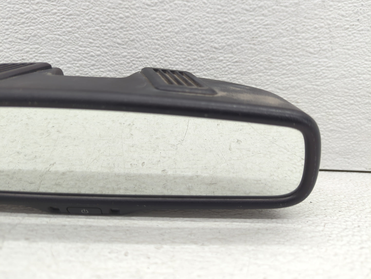 2014 Chrysler Town & Country Interior Rear View Mirror Replacement OEM P/N:E11026130 Fits OEM Used Auto Parts - Oemusedautop