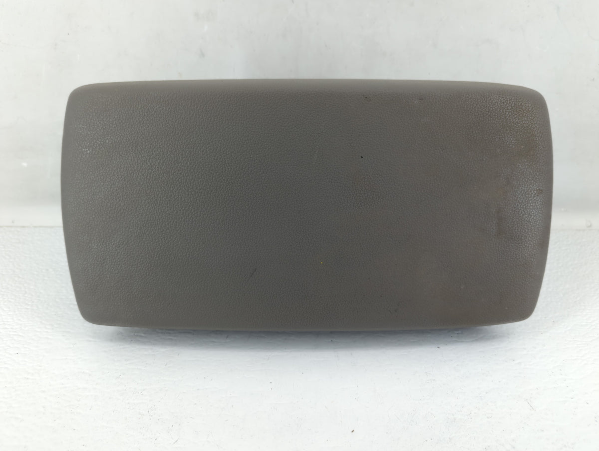 2014 Chrysler Town & Country Center Console Armrest Cover Lid Grey - Oemusedautoparts1.com