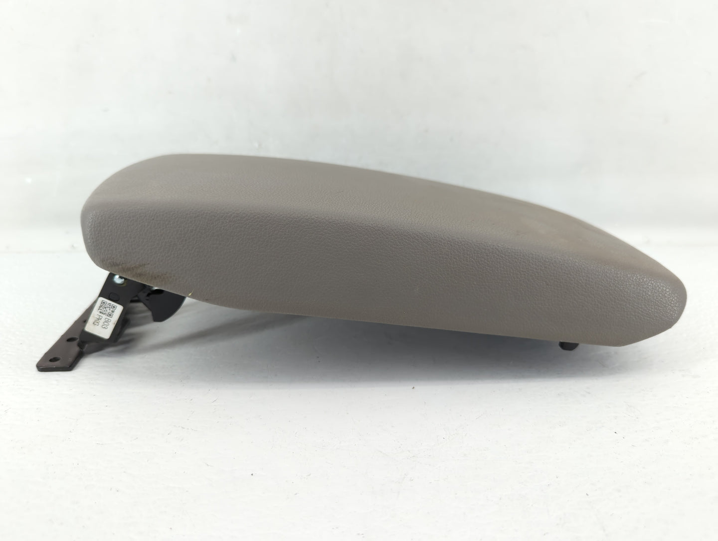 2014 Chrysler Town & Country Center Console Armrest Cover Lid Grey - Oemusedautoparts1.com