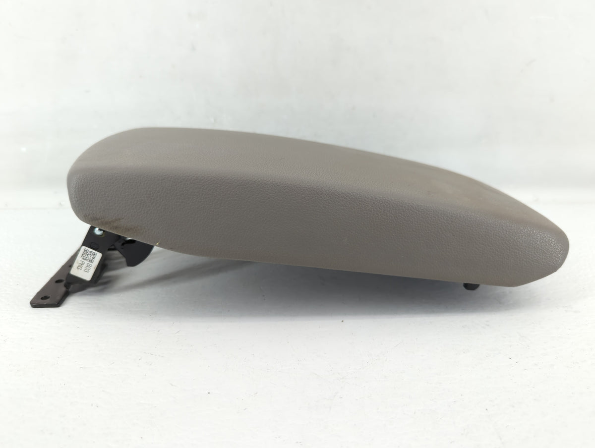 2014 Chrysler Town & Country Center Console Armrest Cover Lid Grey - Oemusedautoparts1.com