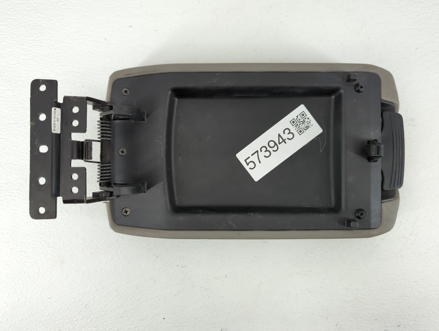 2014 Chrysler Town & Country Center Console Armrest Cover Lid Grey - Oemusedautoparts1.com