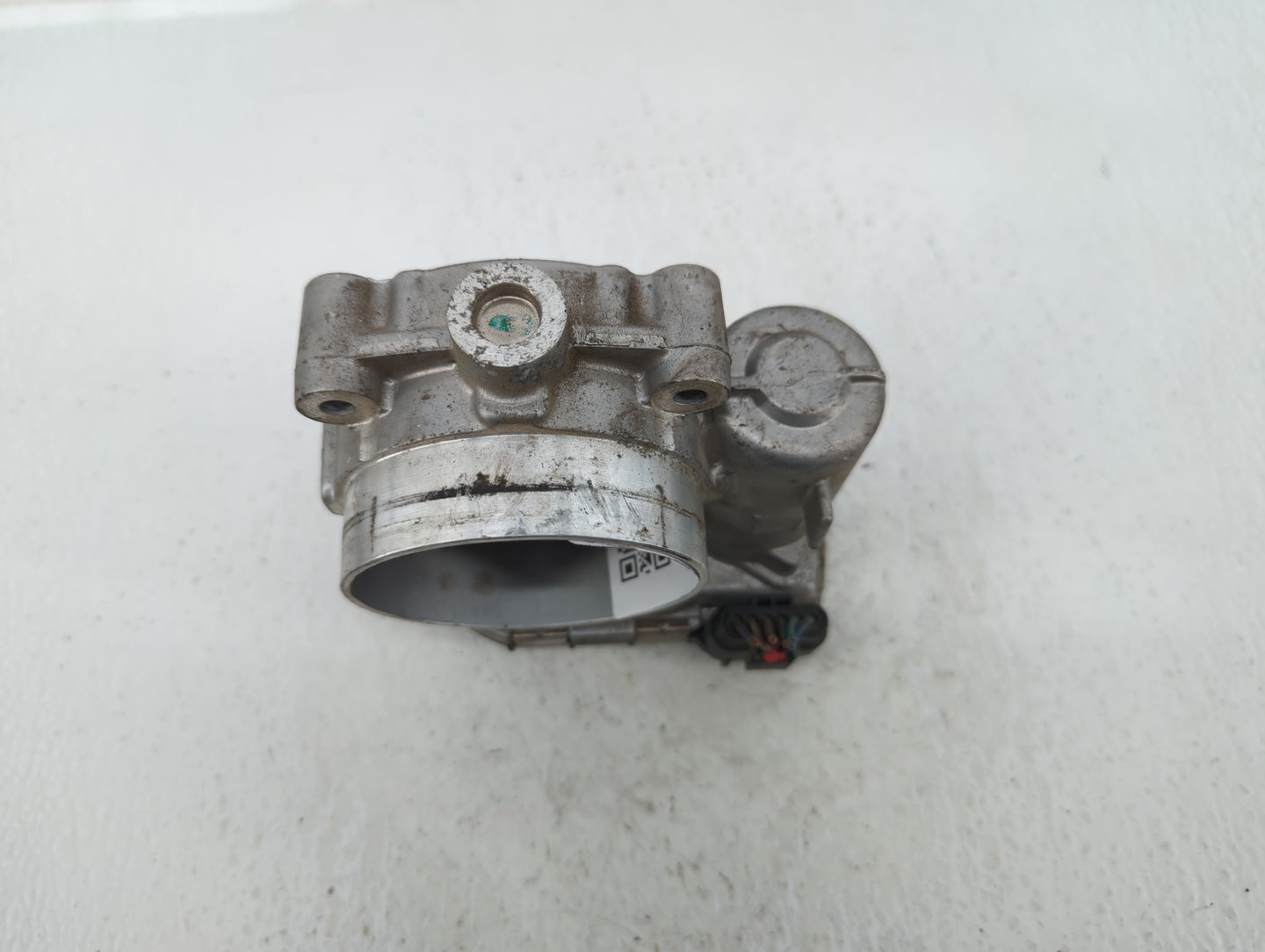 2011-2016 Chrysler Town & Country Throttle Body P/N:05184349AC Fits OEM Used Auto Parts - Oemusedautoparts1.com