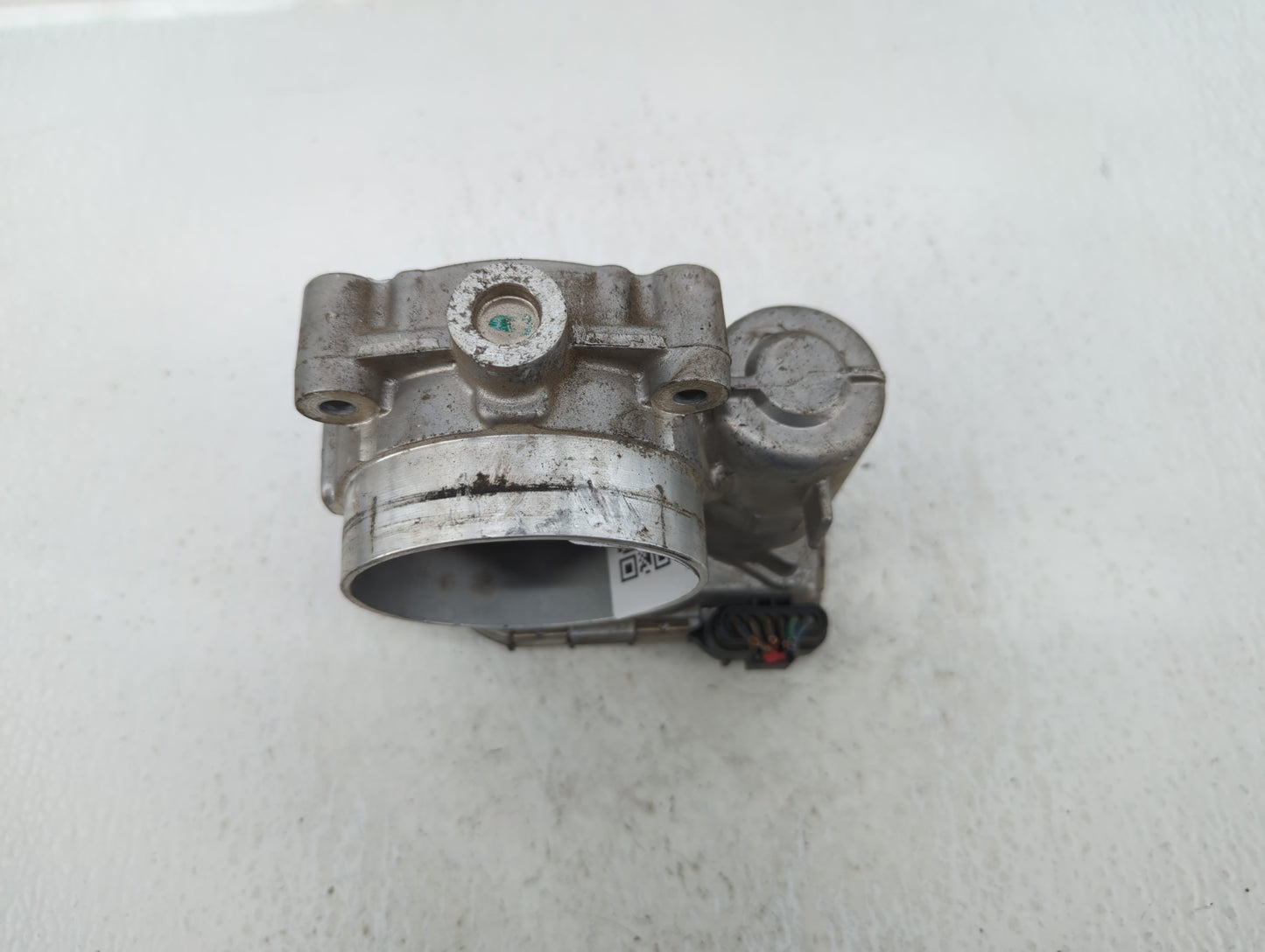 2011-2016 Chrysler Town & Country Throttle Body P/N:05184349AC Fits OEM Used Auto Parts - Oemusedautoparts1.com