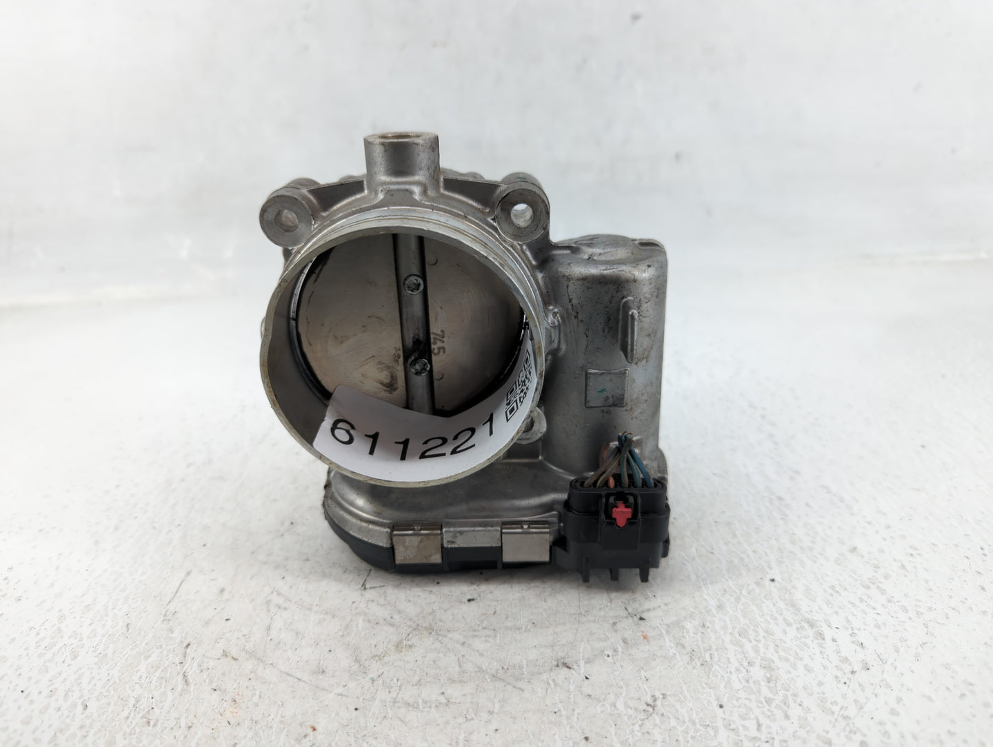2011-2016 Chrysler Town & Country Throttle Body P/N:05184349AC Fits OEM Used Auto Parts - Oemusedautoparts1.com